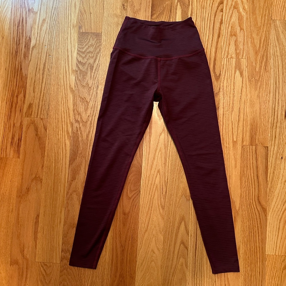 Beyond Yoga high waisted yoga pants size S
